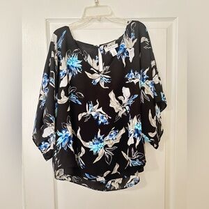 White House Black Market top